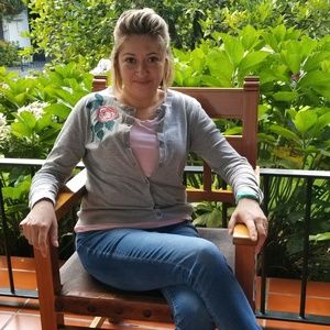 Meet your Posher, Christy